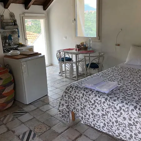 Amazing View, Terrace, Confort Among Olives And Sea * Ranzo-Borgo